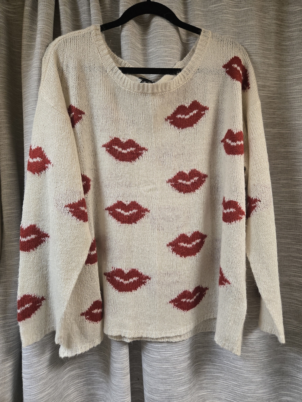 Torrid Plus Size Kiss Print Sweater